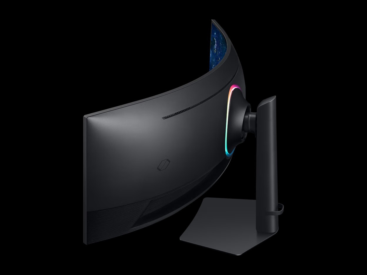 Samsung 49" Odyssey G95C - Image 7